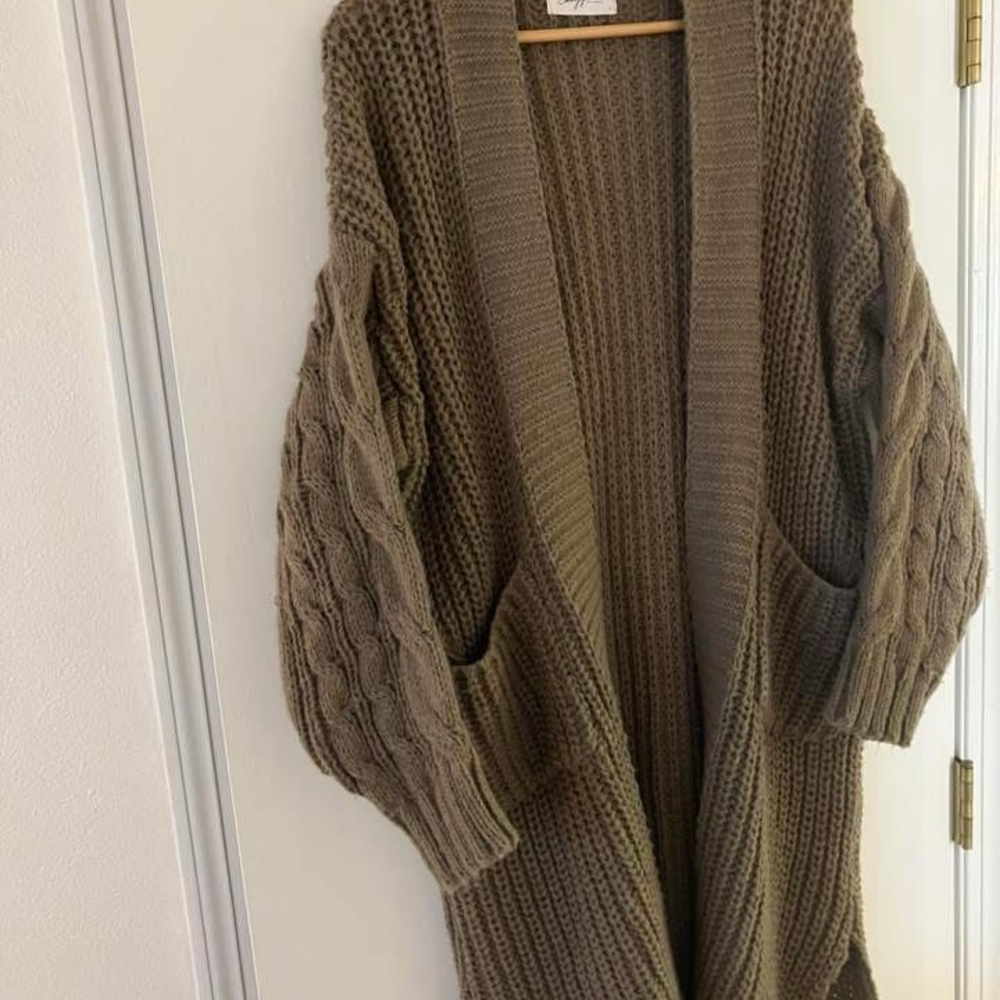 Carly Jean Los Angeles brown Knit Cardigan